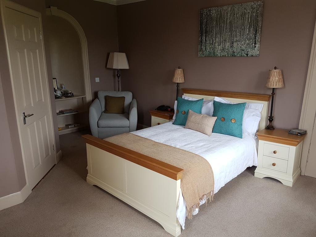 The Wheatsheaf Hotel And Restaurant Swinton  Eksteriør bilde