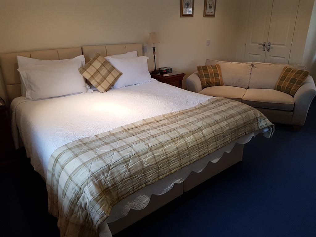 The Wheatsheaf Hotel And Restaurant Swinton  Eksteriør bilde